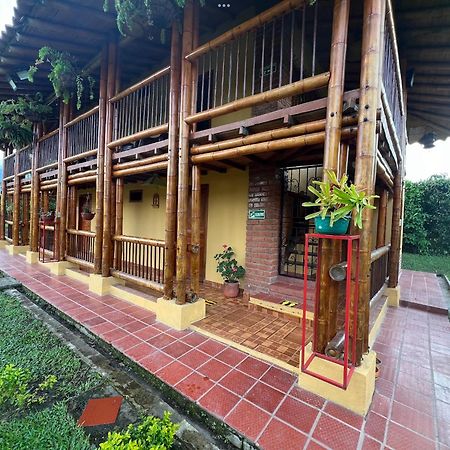Villa Alejandra Del Quindio Calarcá Extérieur photo