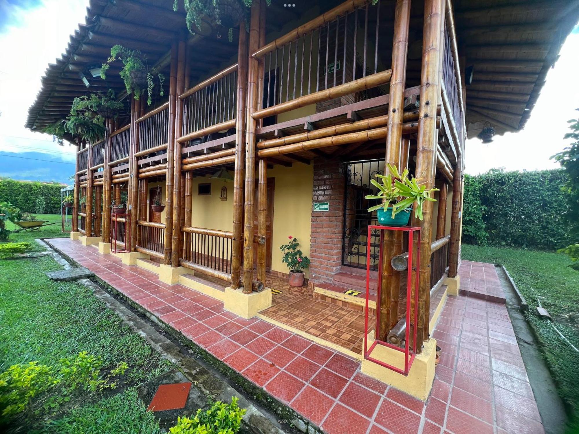 Villa Alejandra Del Quindio Calarcá Extérieur photo
