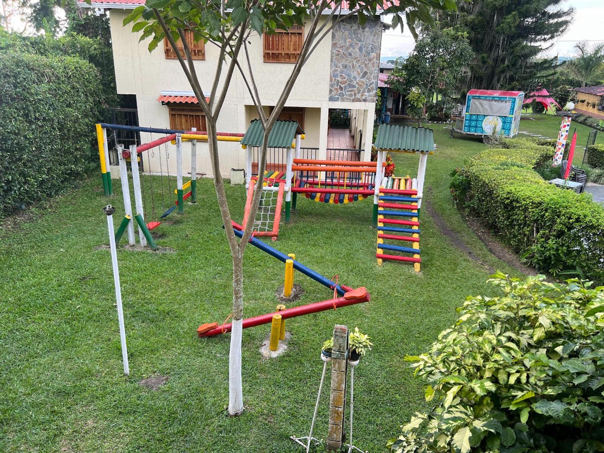 Villa Alejandra Del Quindio Calarcá Extérieur photo